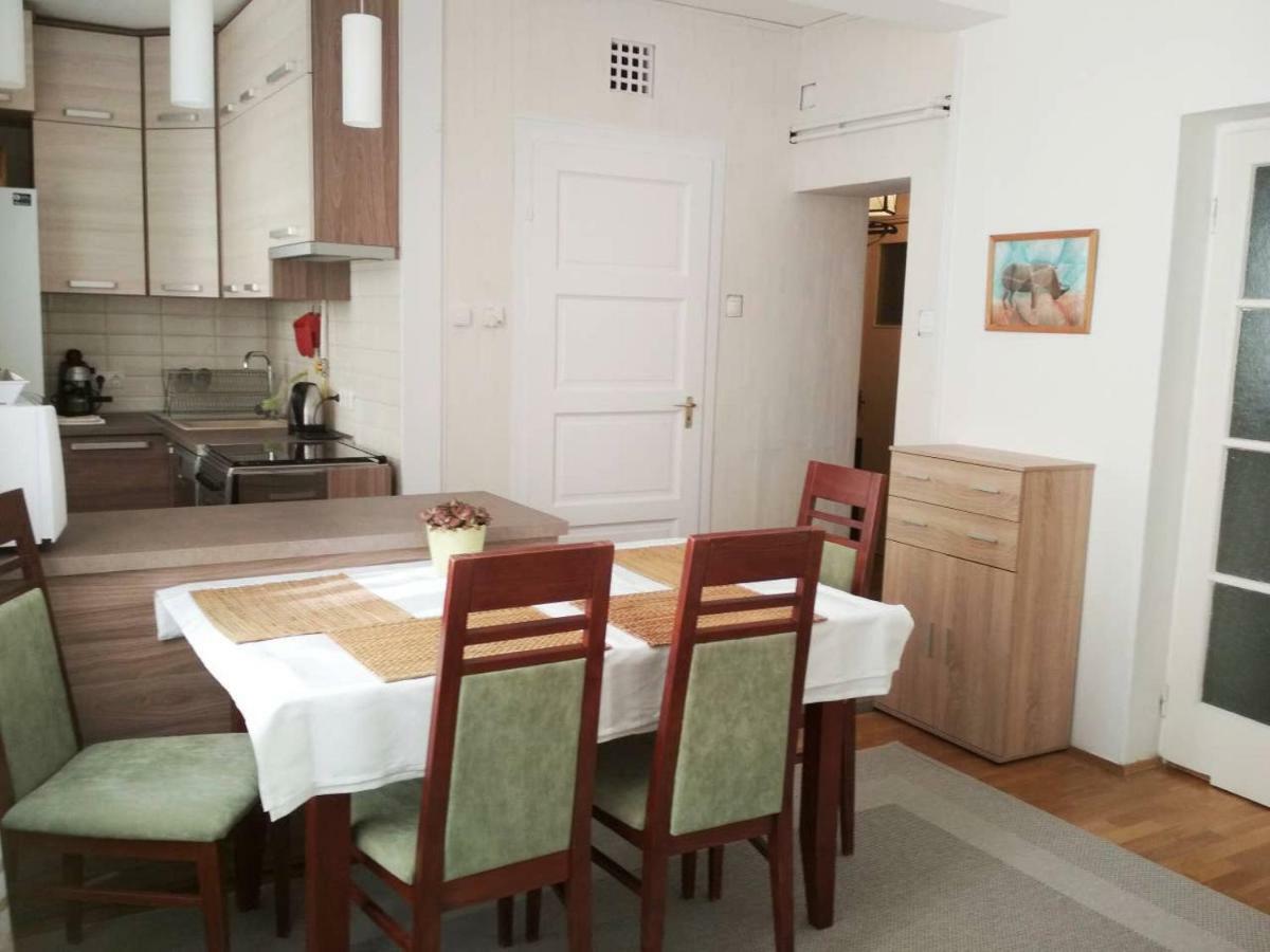 Zsuzsa Apartman Budapest Eksteriør bilde