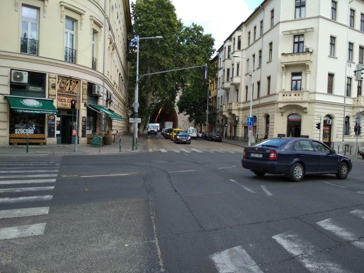 Zsuzsa Apartman Budapest Eksteriør bilde